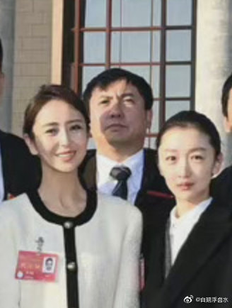 轻松一刻:打工是不可能打工的,只有偷电缆维持生活 轻松一刻:打工是不可能打工的,只有偷电缆维持生活
