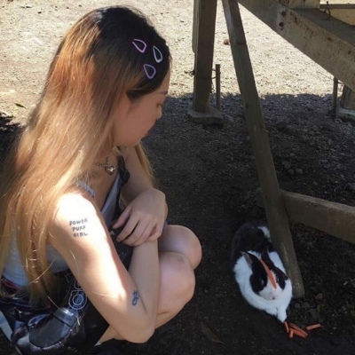 2021笑话大全:我妈说我是充话费送的,你咧 2021笑话大全:我妈说我是充话费送的,你咧