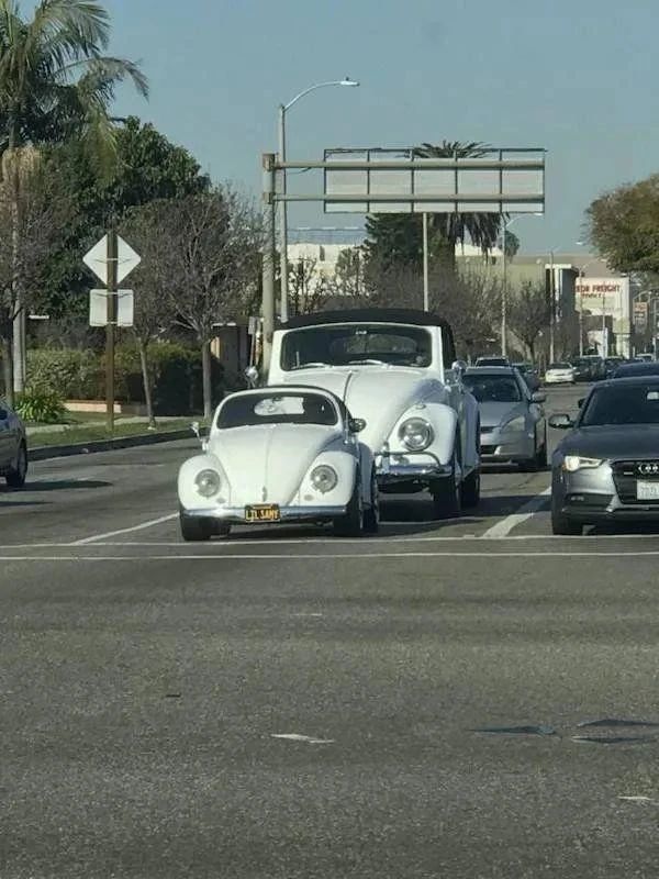 一刻午间版:上山祈求姻缘,还没等下山,初吻就没了! 一刻午间版:上山祈求姻缘,还没等下山,初吻就没了!