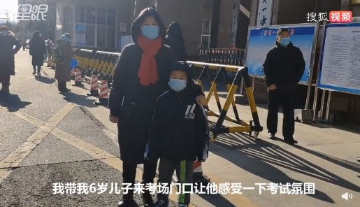 轻松一刻:拍断男友三根肋骨,这是什么“温柔”女友 轻松一刻:拍断男友三根肋骨,这是什么“温柔”女友