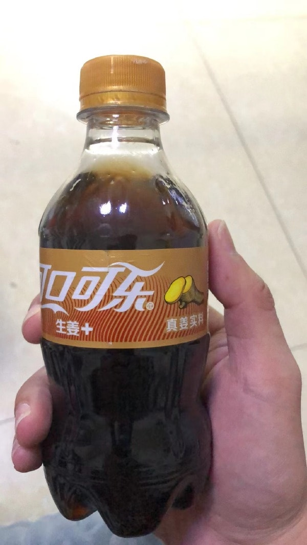 轻松一刻:年度大猎奇!村书记竟爱上了喷水机? 轻松一刻:年度大猎奇!村书记竟爱上了喷水机?