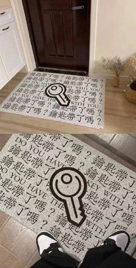 轻松一刻:那是两颗西瓜吗?远远看着那么大! 轻松一刻:那是两颗西瓜吗?远远看着那么大!