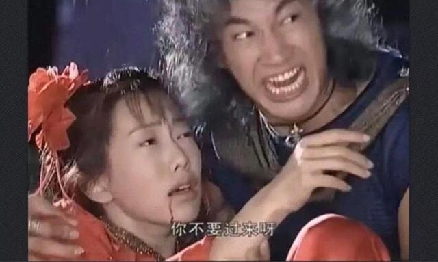 轻松一刻:那是两颗西瓜吗?远远看着那么大! 轻松一刻:那是两颗西瓜吗?远远看着那么大!