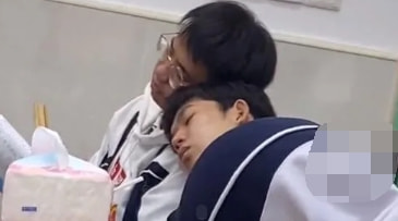 轻松一刻:单身女生的跨年准备动作,没眼看啊! 轻松一刻:单身女生的跨年准备动作,没眼看啊!
