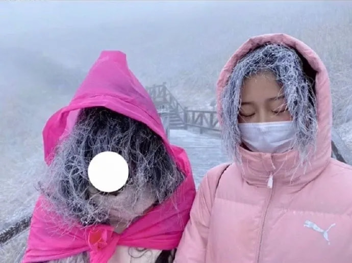 轻松一刻:单身女生的跨年准备动作,没眼看啊! 轻松一刻:单身女生的跨年准备动作,没眼看啊!