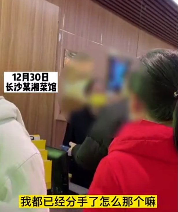 轻松一刻:2022,新冠快滚出地球! 轻松一刻:2022,新冠快滚出地球!