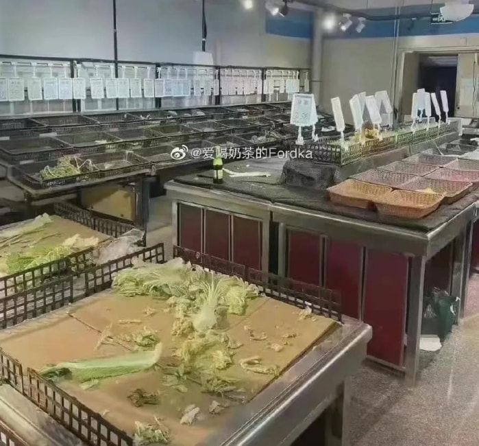 轻松一刻:2022,新冠快滚出地球! 轻松一刻:2022,新冠快滚出地球!