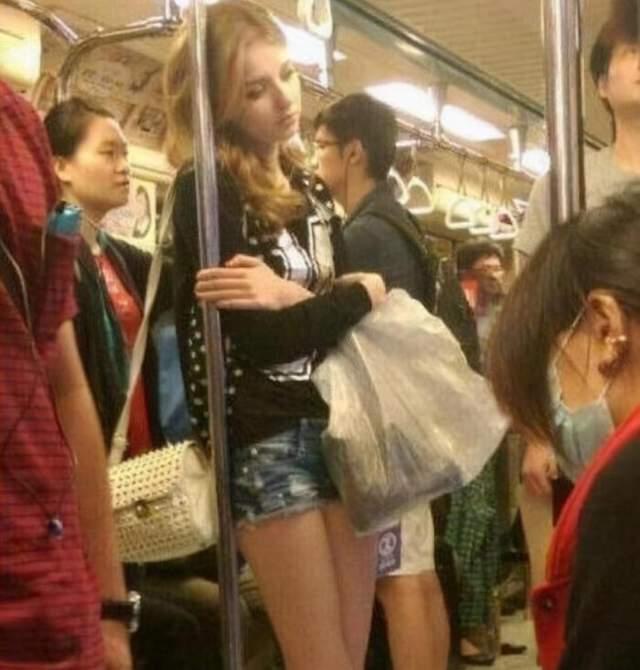侄女将作文写成了“段子”,老师哭笑不得,网友:笑翻了哈哈哈 侄女将作文写成了“段子”,老师哭笑不得,网友:笑翻了哈哈哈