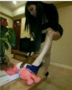 妹纸今天有点奇怪啊 妹纸今天有点奇怪啊