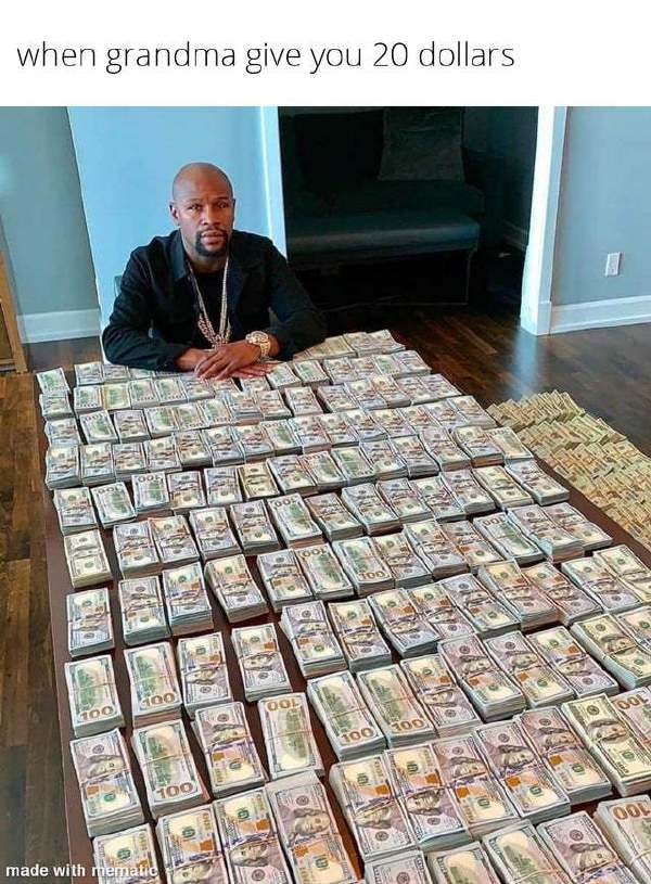 轻松一刻:见过当花瓶的,没见过当球瓶的! 轻松一刻:见过当花瓶的,没见过当球瓶的!