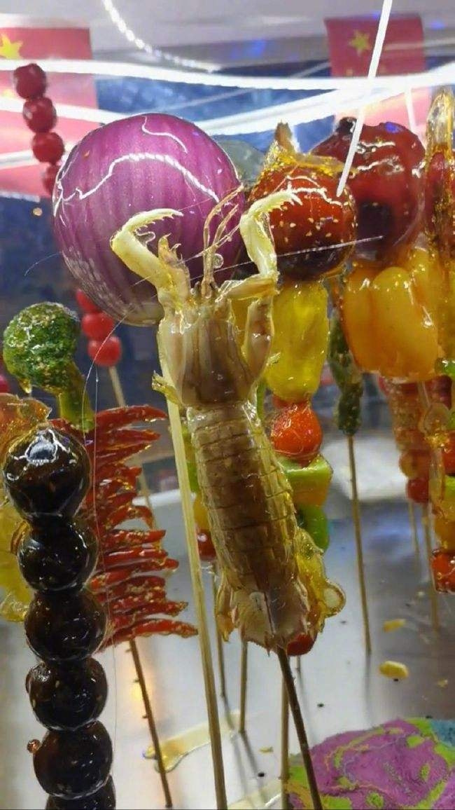 轻松一刻:见过当花瓶的,没见过当球瓶的! 轻松一刻:见过当花瓶的,没见过当球瓶的!