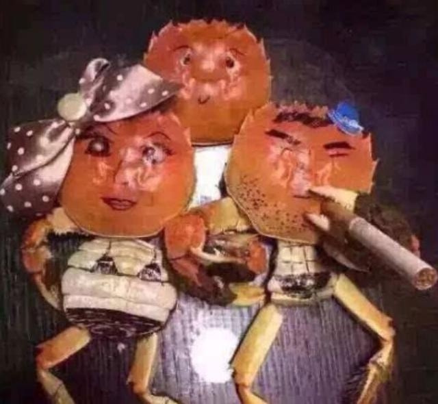 轻松一刻:见过当花瓶的,没见过当球瓶的! 轻松一刻:见过当花瓶的,没见过当球瓶的!