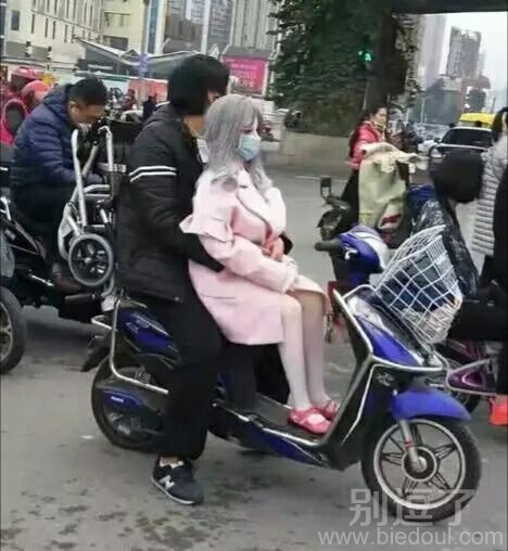 遇到这么可爱的女孩子，一定要娶回家啊