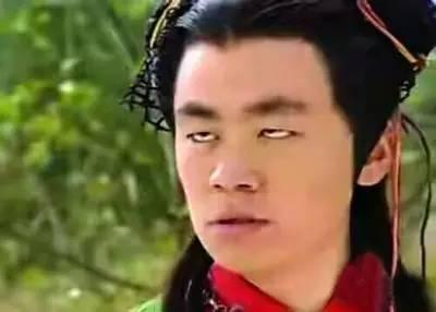 明星玩翻白眼,玩的不亦乐乎 明星玩翻白眼,玩的不亦乐乎