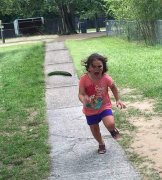 哎妈呀,那是什么? 哎妈呀,那是什么?