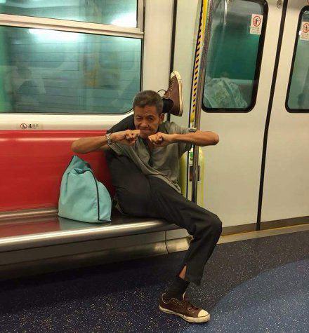 师傅您这功夫练得不错呀! 师傅您这功夫练得不错呀!