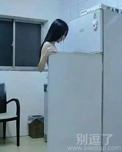 看来天气是挺热的 看来天气是挺热的