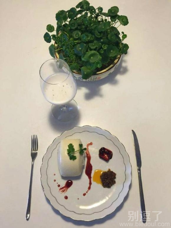 亚洲精选深发酵香蒸团饼 亚洲精选深发酵香蒸团饼