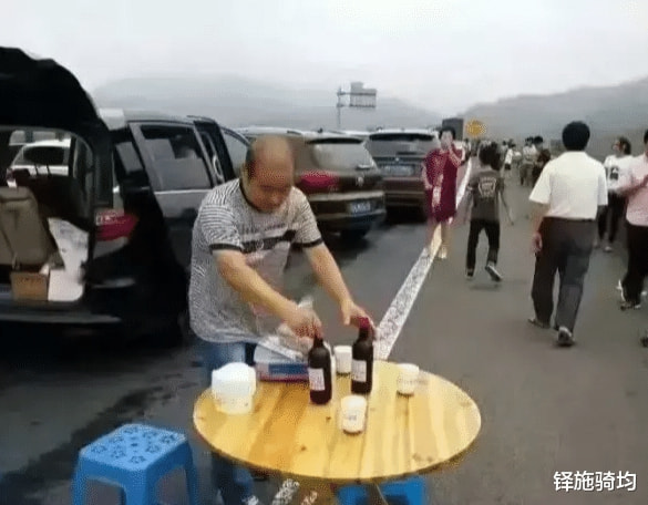 “羊脊椎为什么叫羊蝎子?今天才知道!”像不像抱脸虫? “羊脊椎为什么叫羊蝎子?今天才知道!”像不像抱脸虫?