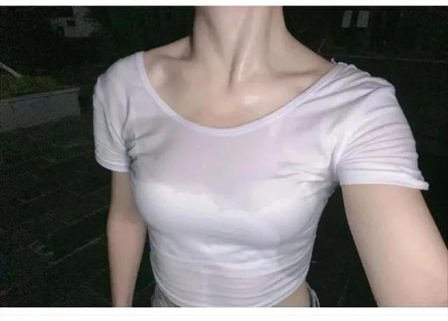 神评:车上遇到的,是个日本女孩,该用什么日语去征服她? 神评:车上遇到的,是个日本女孩,该用什么日语去征服她?