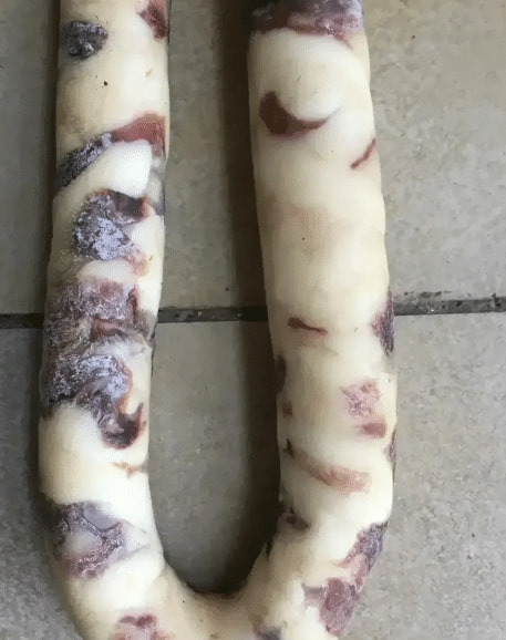 “看还珠格格,为什么尔康要搂着金锁?”求讲解! “看还珠格格,为什么尔康要搂着金锁?”求讲解!