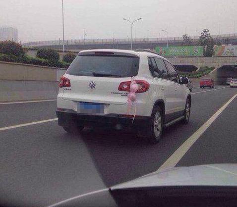 果然是豪车 果然是豪车