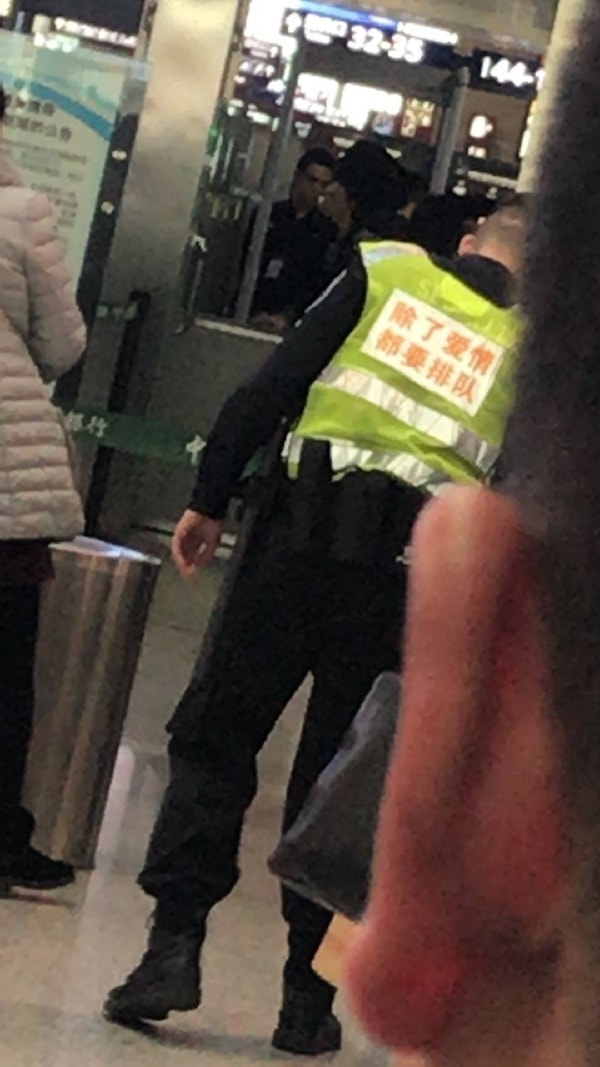 轻松一刻:真不介意多一个,你来的正是时候! 轻松一刻:真不介意多一个,你来的正是时候!