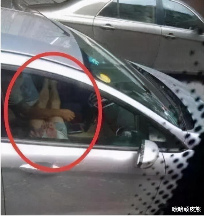 怎么才能用丝袜来感受一下快乐呢? 怎么才能用丝袜来感受一下快乐呢?
