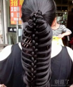 我就想知道妹子梳这样的头发花多长时间