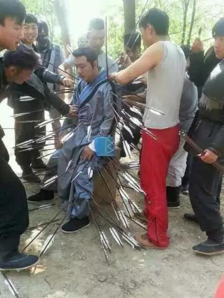 “我一个同事学车,三个月睡了四个教练...”哈哈哈哈哈佩服得五体投地! “我一个同事学车,三个月睡了四个教练...”哈哈哈哈哈佩服得五体投地!
