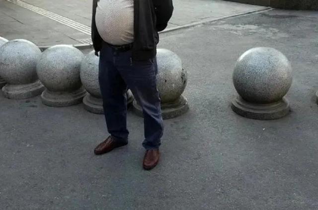 最近网上出了一只金钱豹，我找到了打败它的方法（搞笑合集）