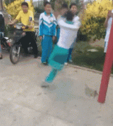 敢问少年，鞋子哪里买的