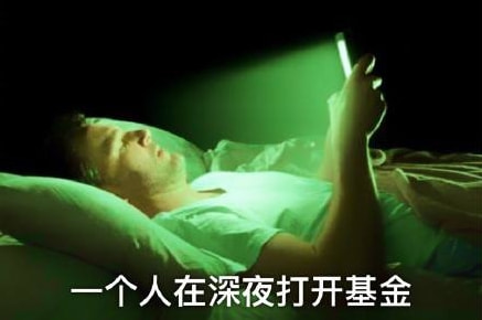 轻松一刻:注意!取钱时一定要遮挡,否则会被人笑话 轻松一刻:注意!取钱时一定要遮挡,否则会被人笑话