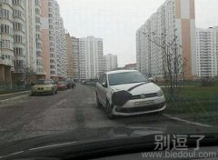 一个搞笑的车。。 一个搞笑的车。。