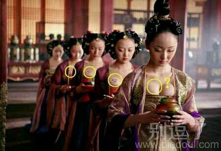 一队宫女的装饰。 一队宫女的装饰。
