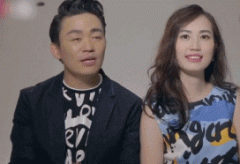 拽什么拽我就笑笑你