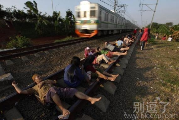 产生的电流能治病 产生的电流能治病