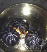 媳妇说中午吃顿包子