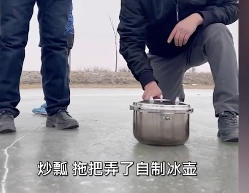 轻松一刻:恭喜女足和男足,双双亚洲无敌手! 轻松一刻:恭喜女足和男足,双双亚洲无敌手!
