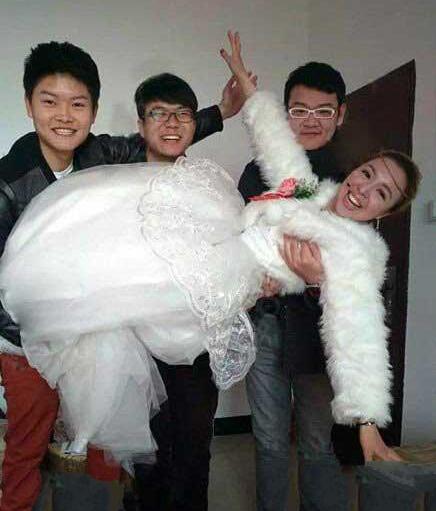 骚年你的手放到那里了呀 骚年你的手放到那里了呀