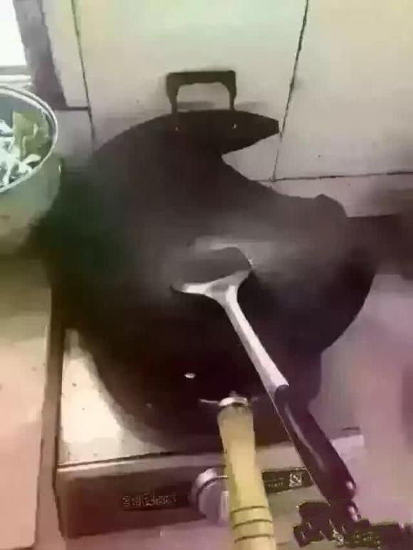 轻松一刻:男人走上坡路的征兆,你中了几条? 轻松一刻:男人走上坡路的征兆,你中了几条?