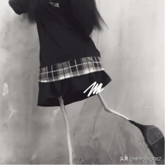 出差提前回家,就看见媳妇在窗边做运动,真好 出差提前回家,就看见媳妇在窗边做运动,真好