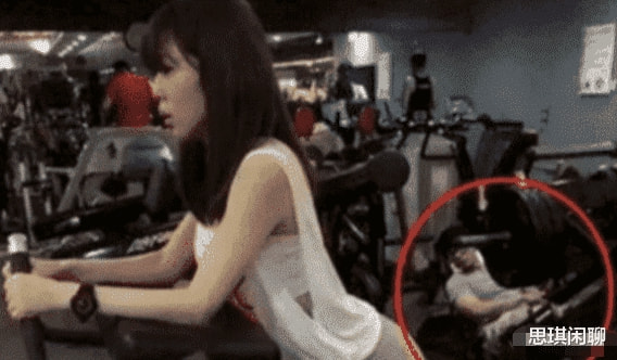“健身房的男女到底有多乱?”哈哈哈哈哈哈哈哈,神评太真实了~ “健身房的男女到底有多乱?”哈哈哈哈哈哈哈哈,神评太真实了~