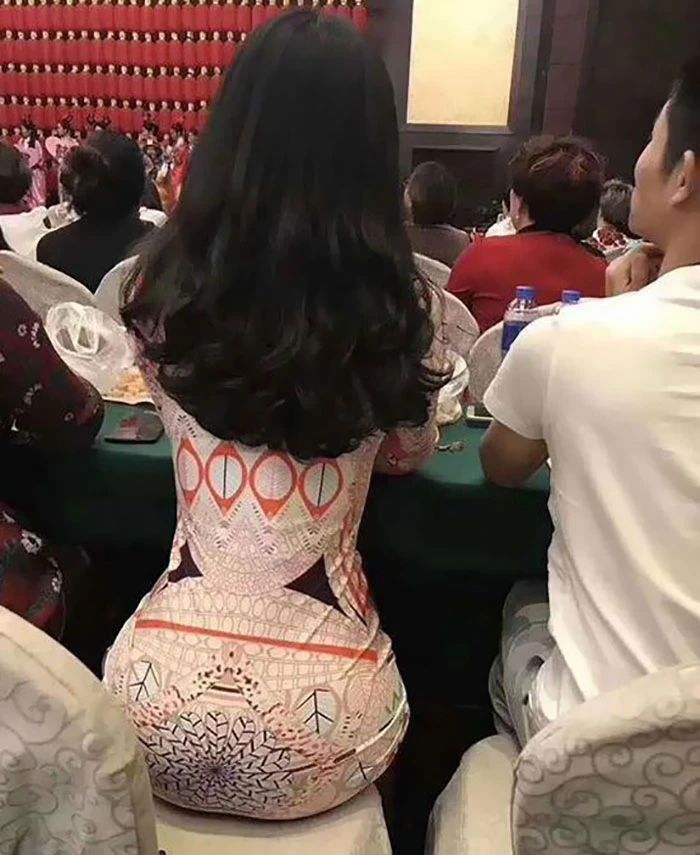 轻松一刻:野小子云雨配佳偶,老员外失慎破鸳鸯? 轻松一刻:野小子云雨配佳偶,老员外失慎破鸳鸯?