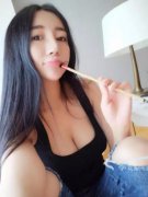 这样拍照是想展示啥 这样拍照是想展示啥