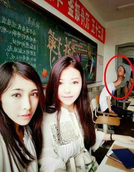“能娶到这种媳妇不知道啥感觉?”哈哈哈哈 “能娶到这种媳妇不知道啥感觉?”哈哈哈哈