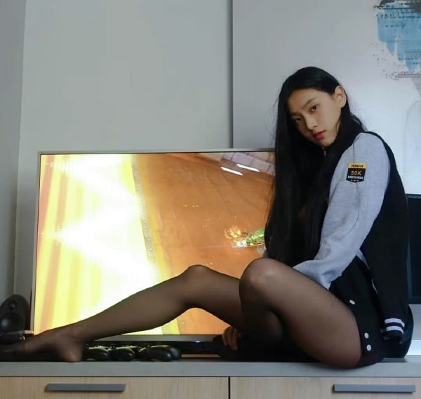 轻松一刻:年轻人越来越会玩了,听说过"鸡关枪"吗? 轻松一刻:年轻人越来越会玩了,听说过"鸡关枪"吗?