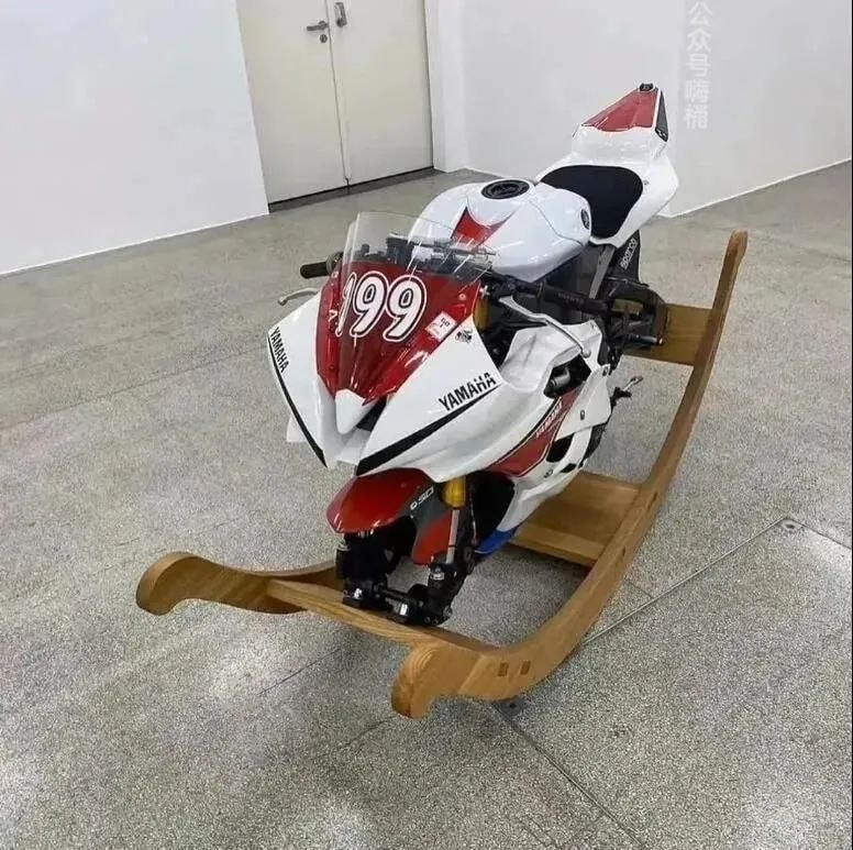 轻松一刻:年轻人越来越会玩了,听说过"鸡关枪"吗? 轻松一刻:年轻人越来越会玩了,听说过"鸡关枪"吗?