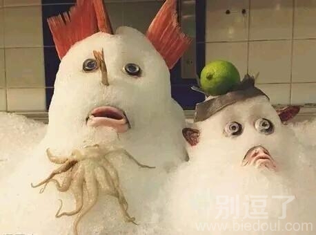 食堂大妈堆的雪人 食堂大妈堆的雪人