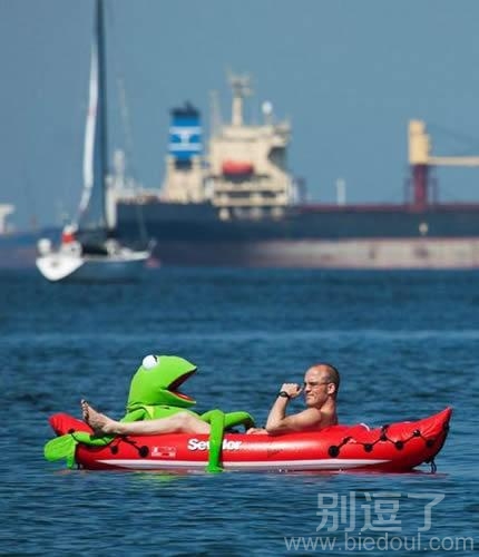 陪伴你的只有孤独- -